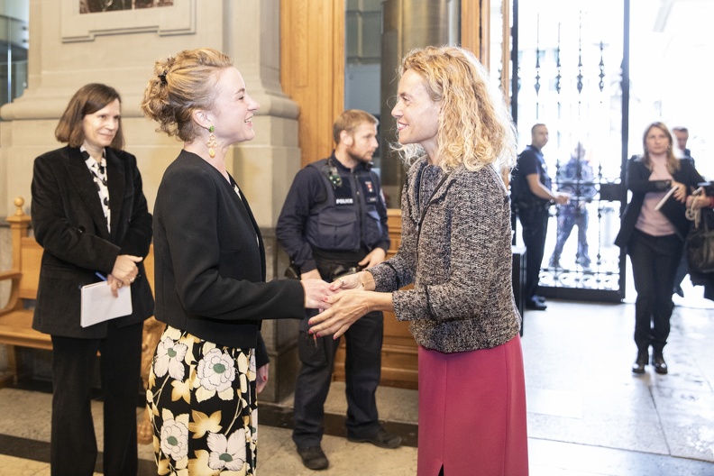 Offizieller Empfang der Präsidentin des spanischen Abgeordnetenhauses, Meritxell Batet, durch Nationalratspräsidentin Irene Kälin