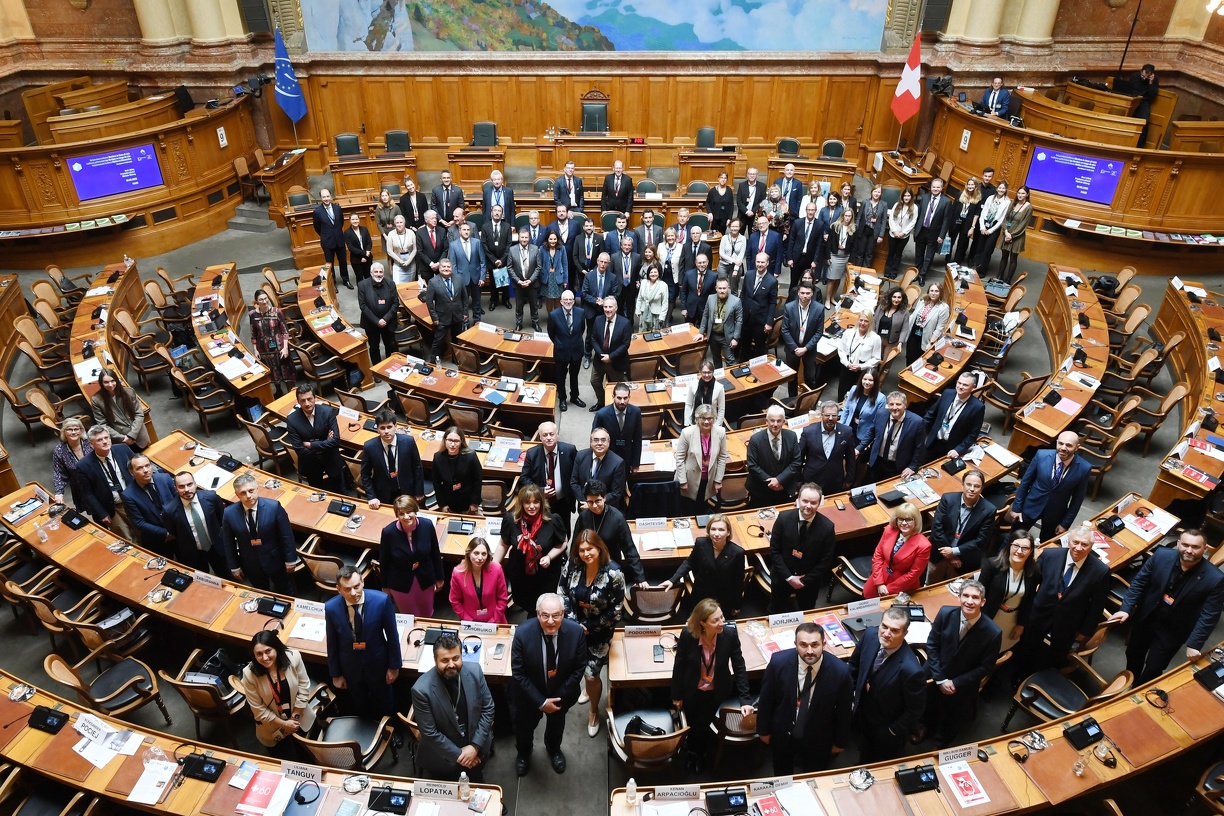 Les participants à la conférence