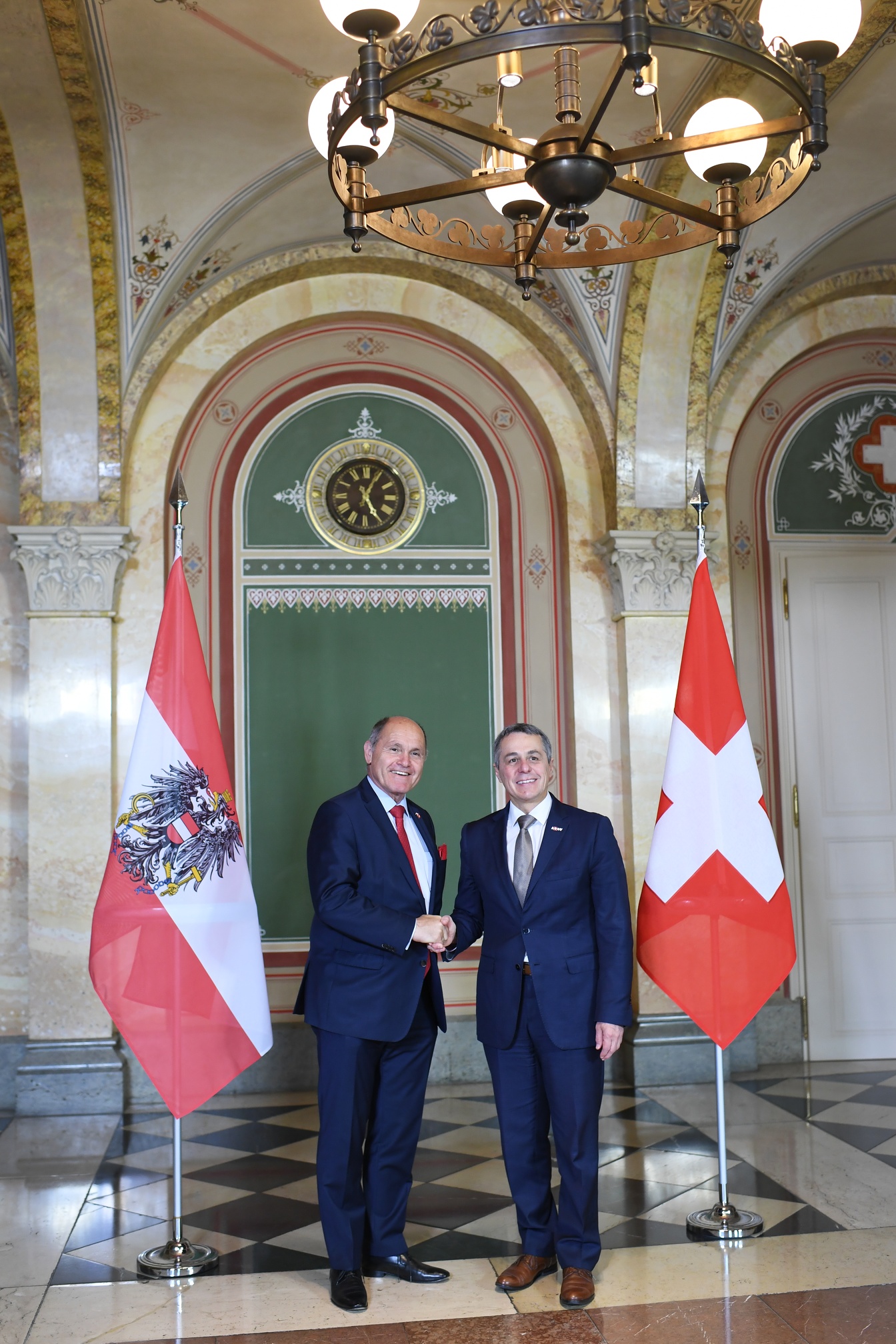 Il consigliere federale Ignazio Cassis riceve Wolfgang Sobotka in occasione della visita di cortesia.