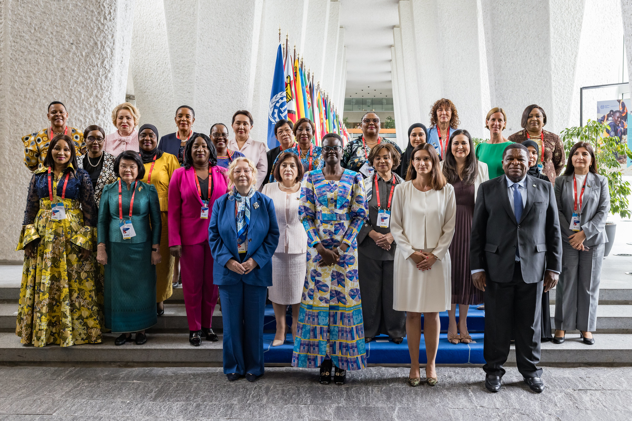 Le partecipanti al Vertice delle Presidenti di parlamento e Martin Chungong