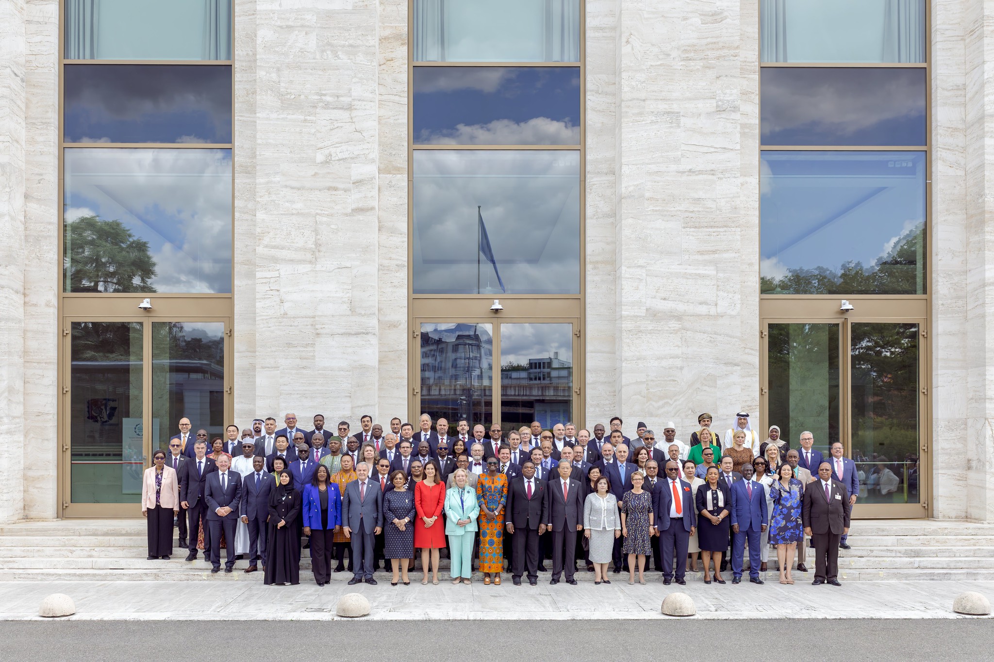 Foto di gruppo delle e dei Presidenti di parlamento presenti a Ginevra