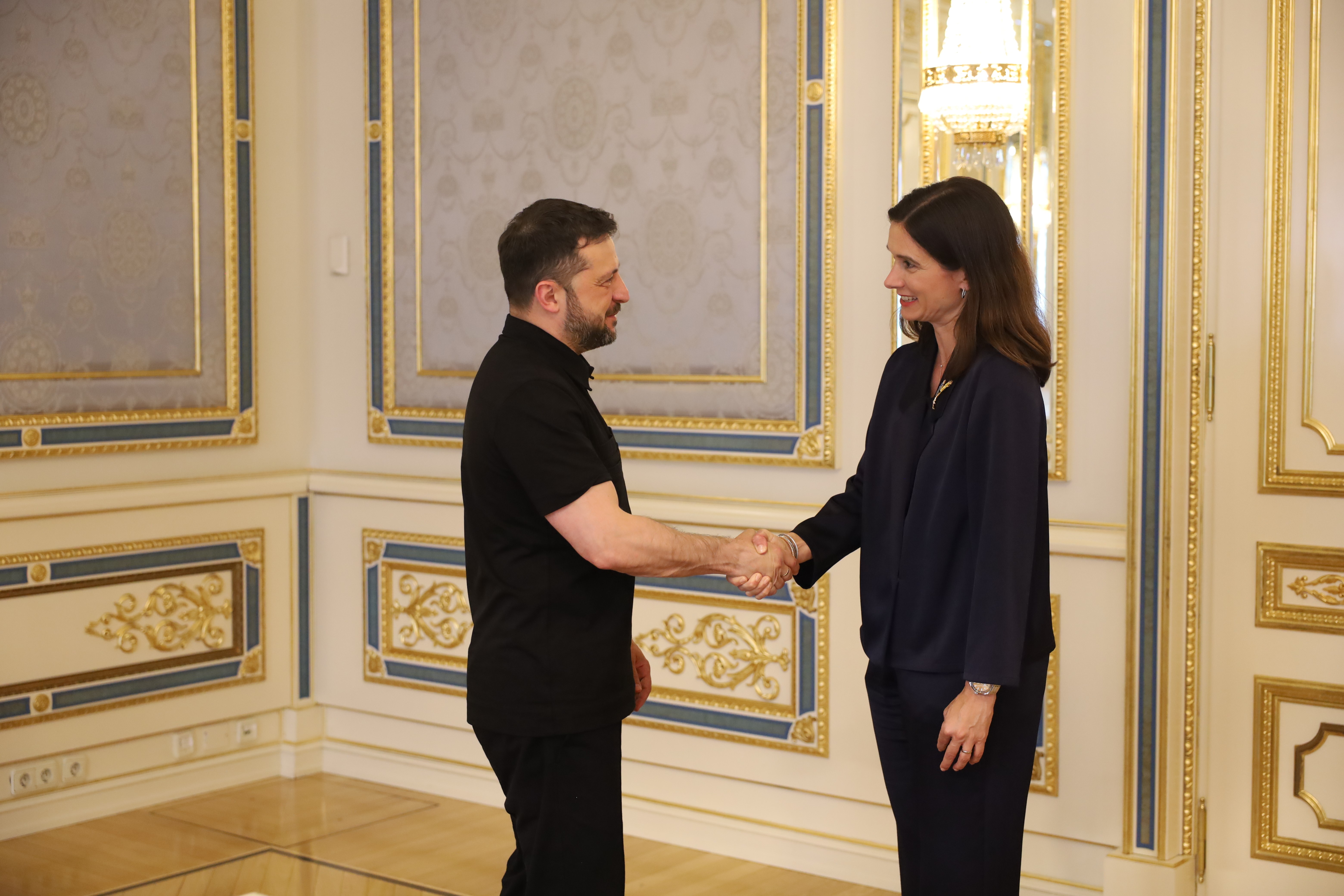  Meeting with Ukrainian president Volodymyr Zelenskyy.