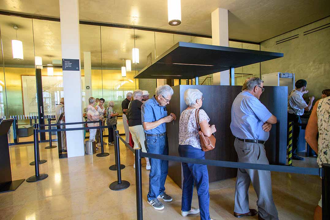 Sicherheitskontrolle beim Bundessicherheitsdienst 