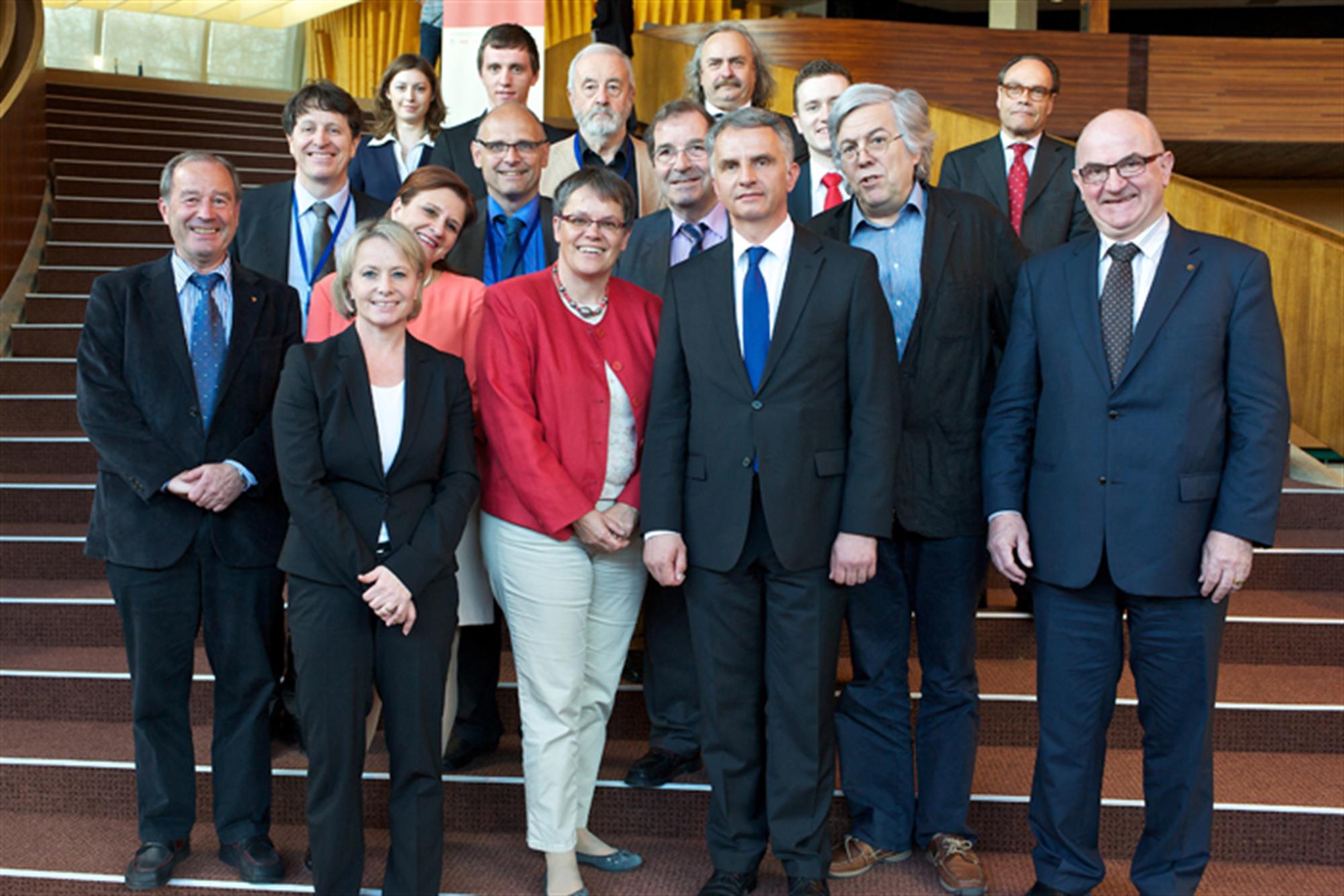 Bundesrat Schweiz Mitglieder : Departements Rochade Im ...
