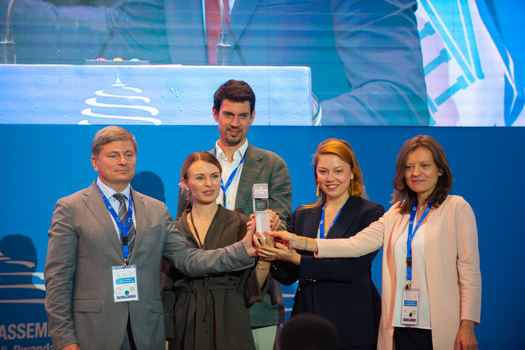 Remise du prix Cramer-Passy 2022 à la délégation ukrainienne
